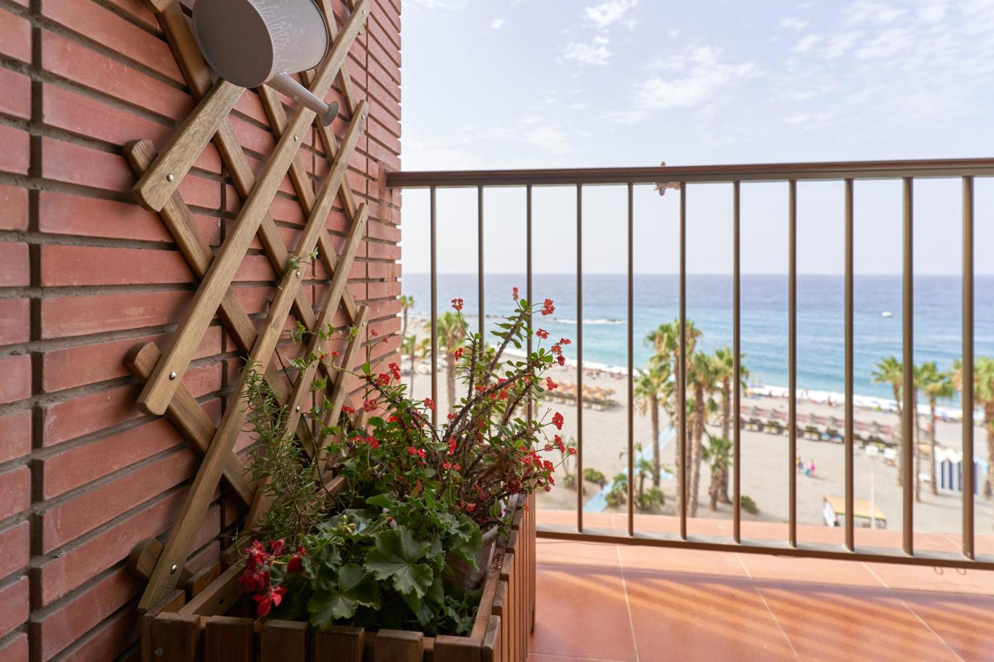 Estudio Puerta Del Mar Appartement Almuñécar Buitenkant foto